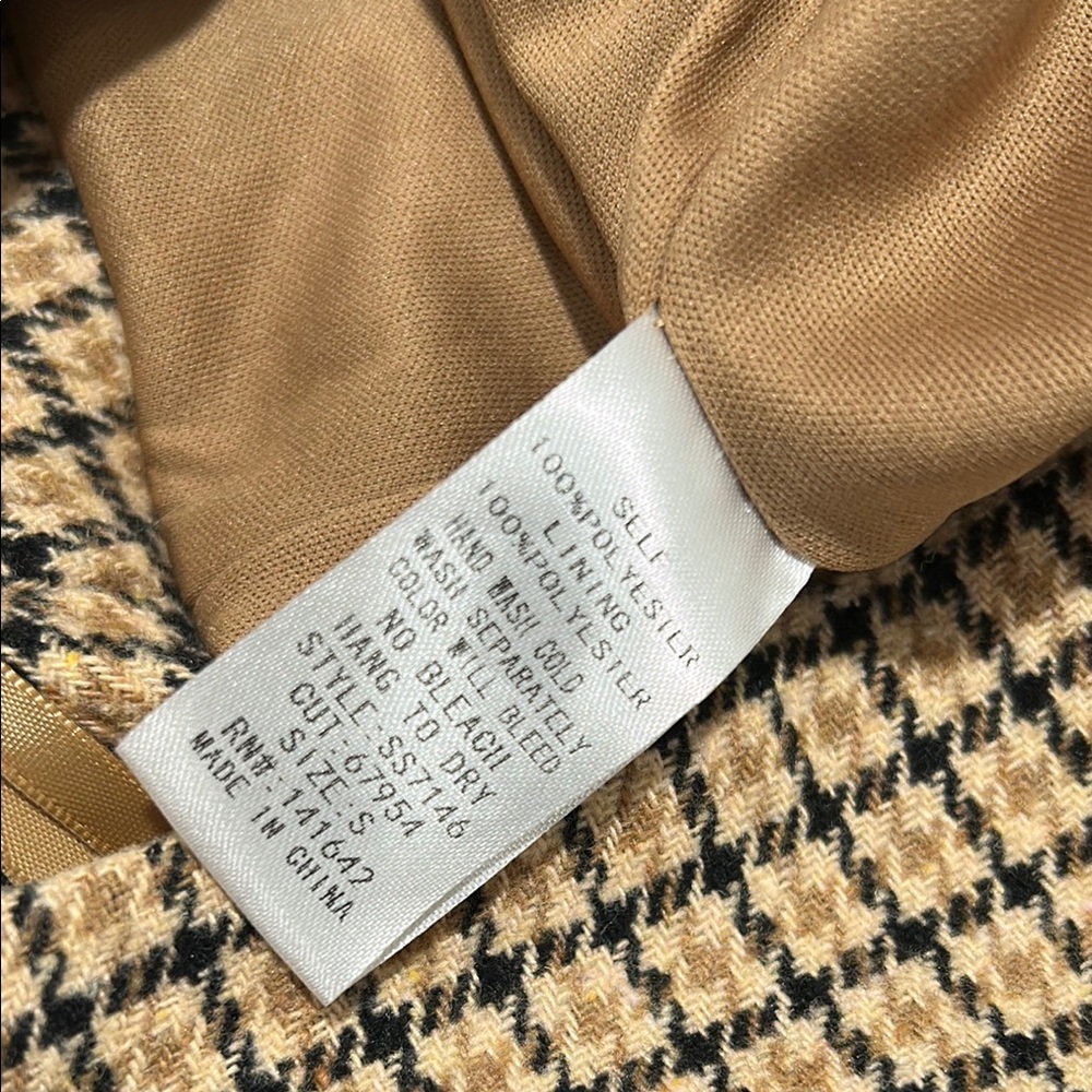She + Sky High Waist Black and Tan Shorts size Small GUC.. - Picture 6 of 6